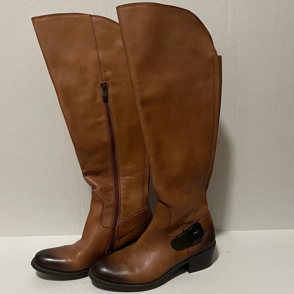 NIB Vince Camuto Bedina brown leather boots. Women’s size 8.5